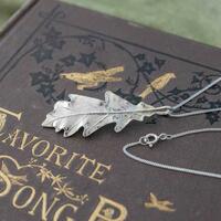 Large silver oak leaf pendant