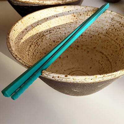Ceramic ramen bowl
