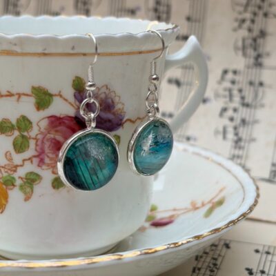 Helen Abbott: Art you can wear : Earrings made from upcycled vintage jewellery