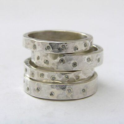 Anna K Baldwin: Anna K Baldwin Dimpled bands in silver with scatter diamonds