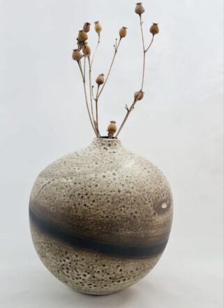 Volcanic pot