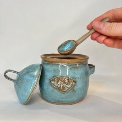 Leah Hall - Ceramics: Pinch sugar pot with spoon