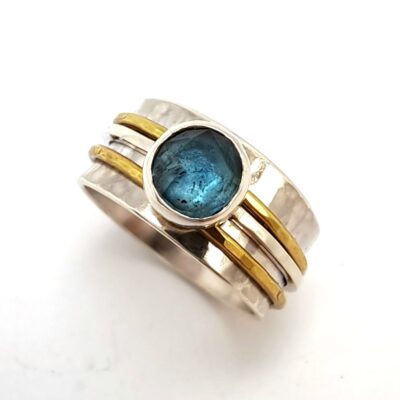 Liz Dee: Kyanite Spinner Ring