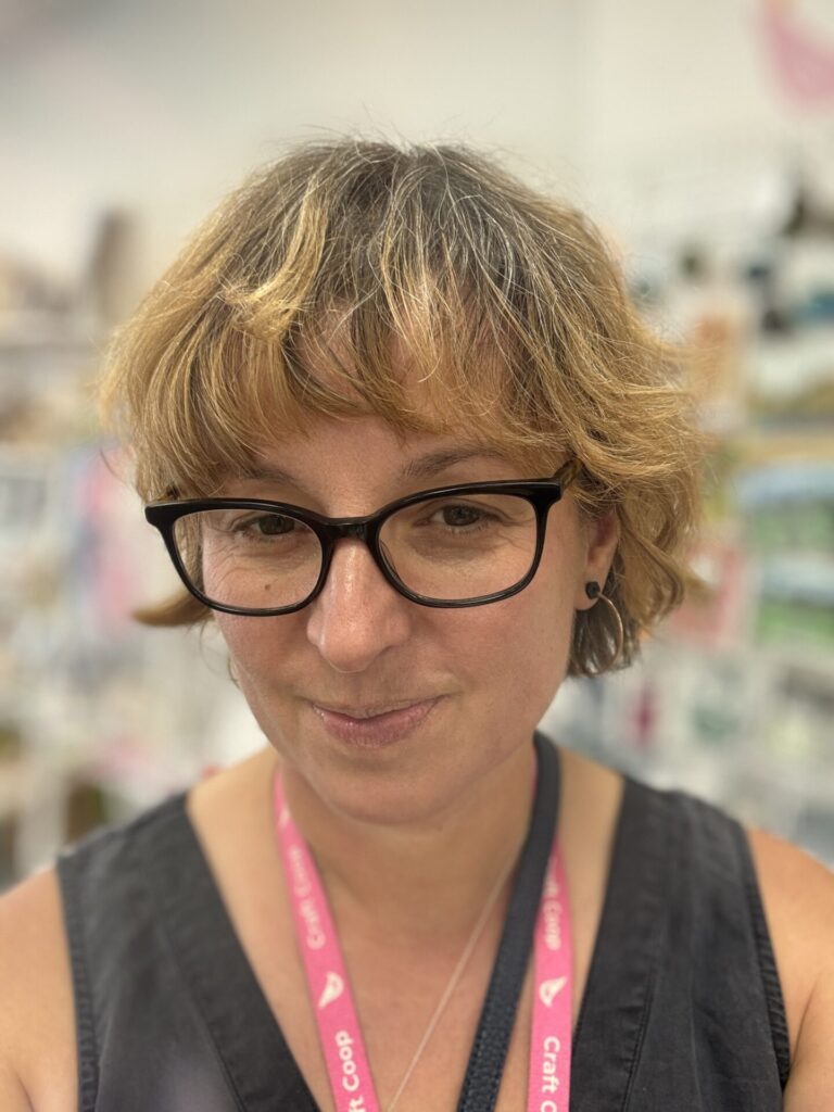 Izabela Rocks - Crochet Jewellery at work