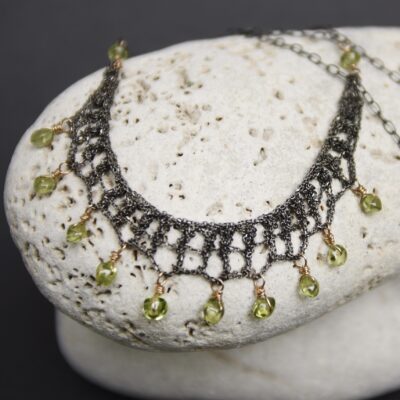 Izabela Rocks - Crochet Jewellery: Silver Necklace With Peridot