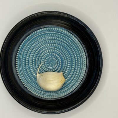 Fiona Wilcock: Grating plates for garlic, ginger and nutmeg. Stoneware.